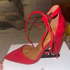 NEW Red Velvet Strap up Pointed toe Heels
